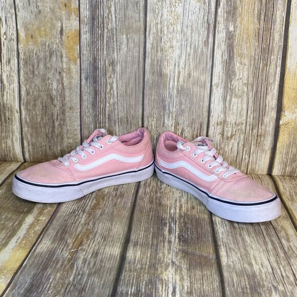 VANS Off The Wall Girl's Light Pink Low Top Skater Style Sneakers Size 4 - Picture 3 of 8